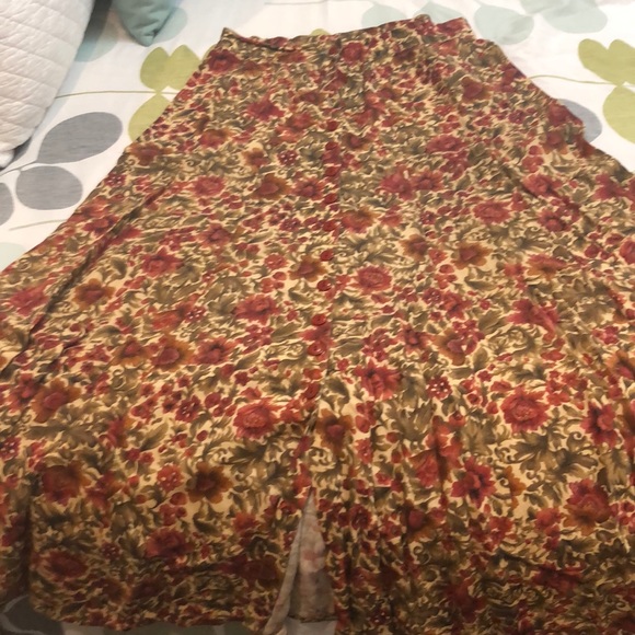 Express Dresses & Skirts - Cotton fall colors skirt